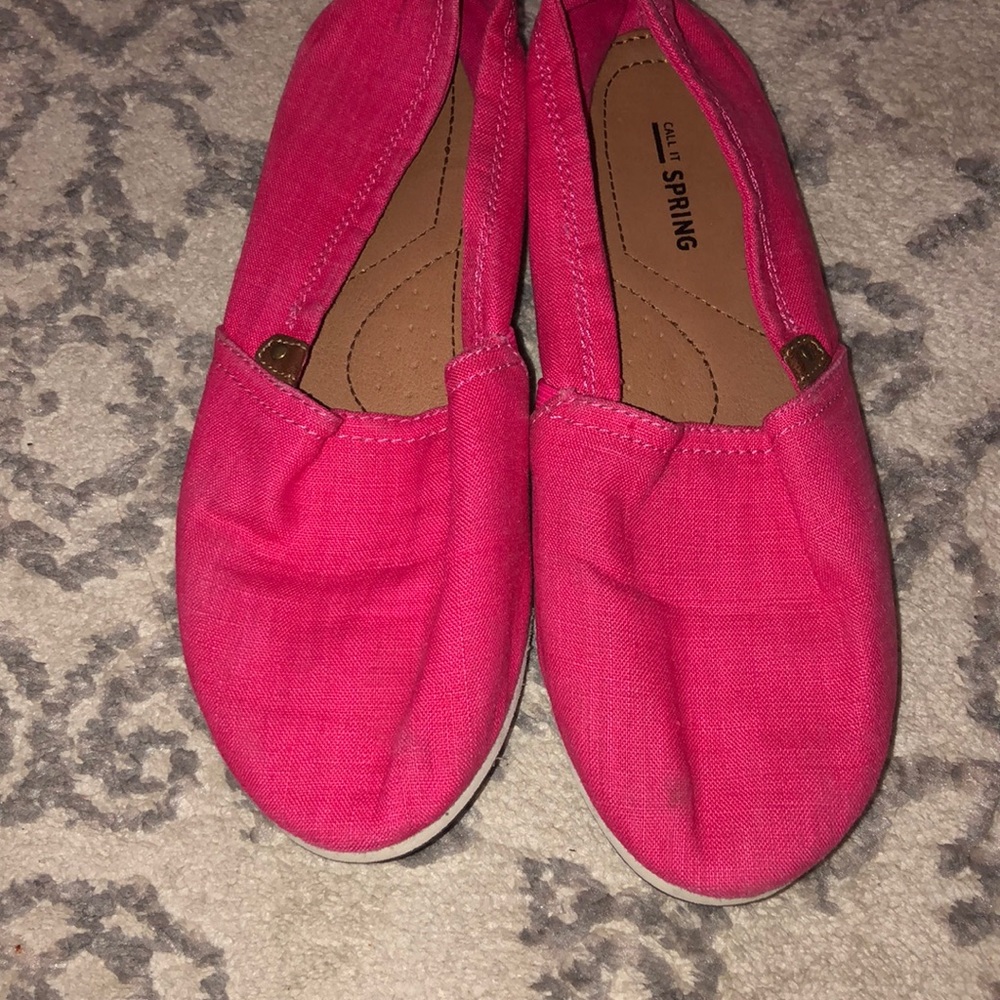 Hot pink flat